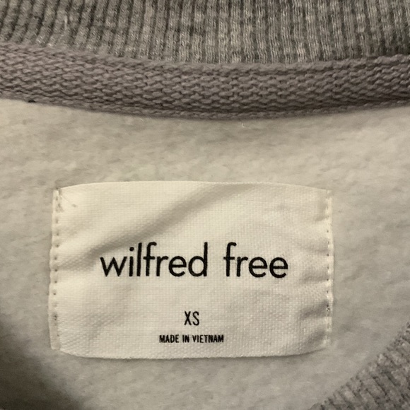Aritzia Wilfred Free Sleeveless Sweatshirt - Picture 2 of 3